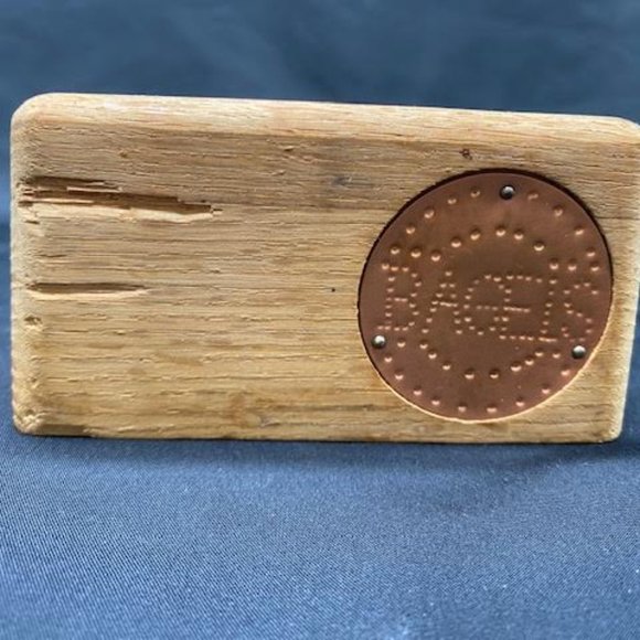 Wood Bagel Miter Holder With Handle - Picture 5 of 8